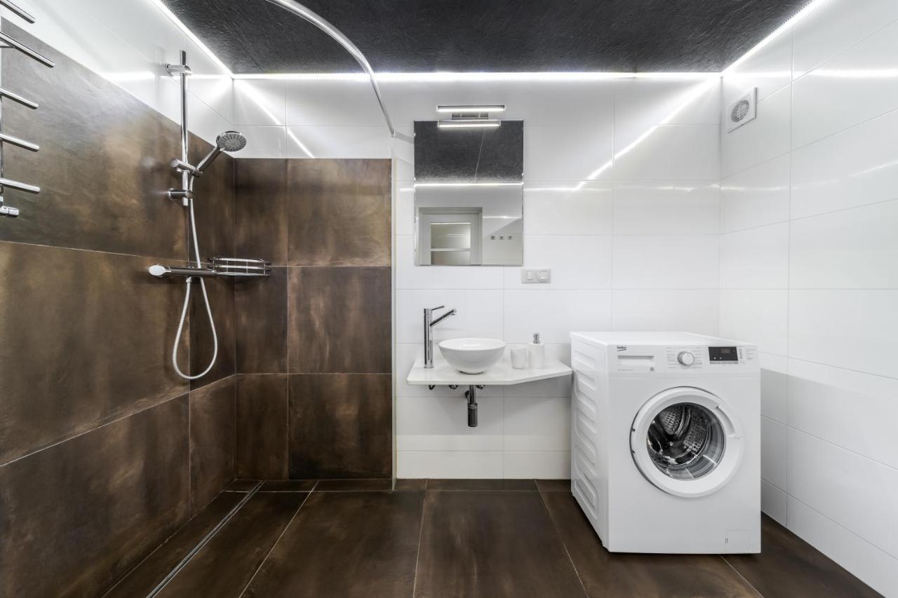 Inshiapartments On Grigorenko'S Square リヴィウ エクステリア 写真