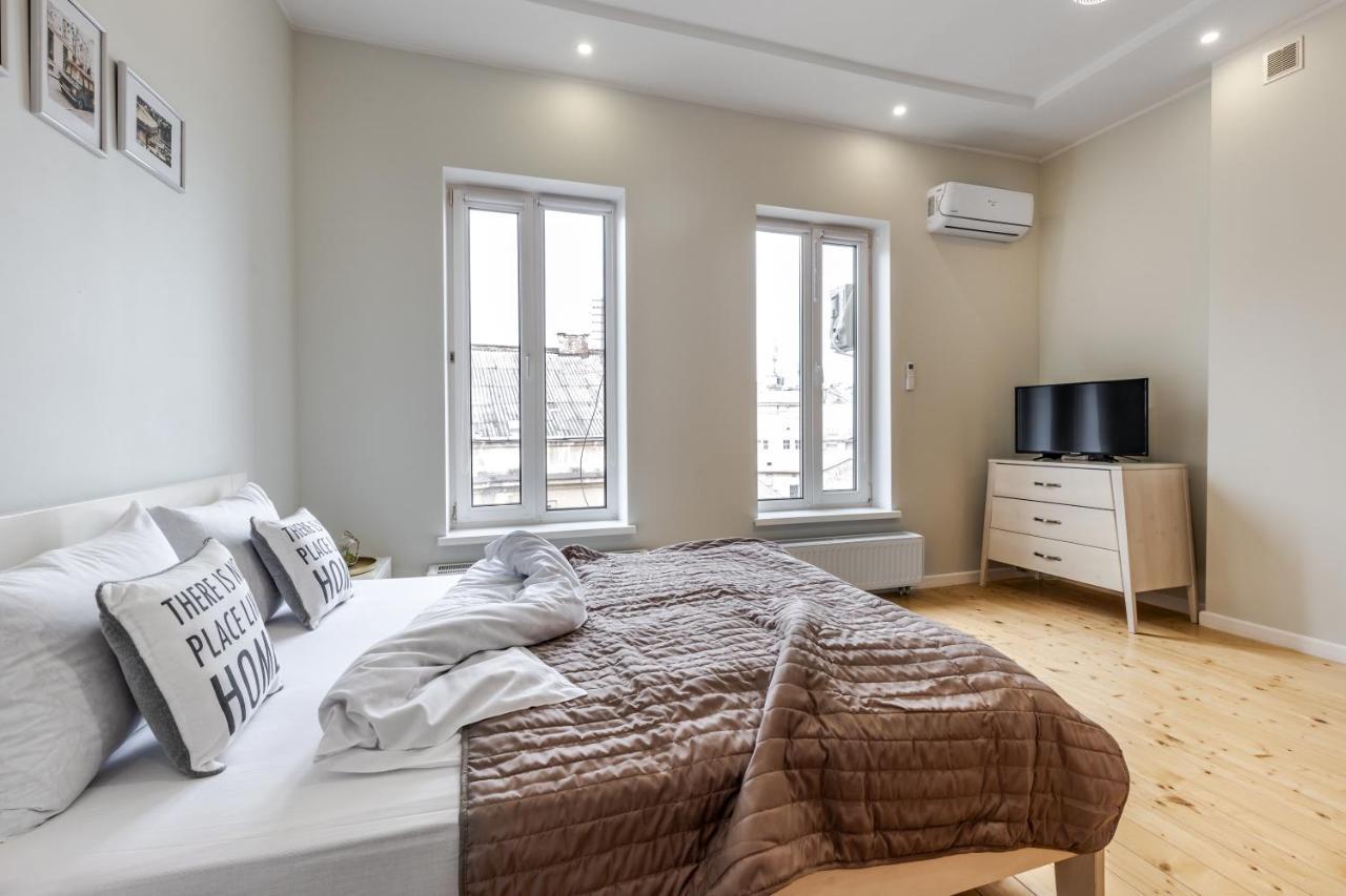 Inshiapartments On Grigorenko'S Square リヴィウ エクステリア 写真
