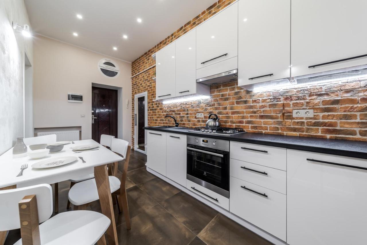 Inshiapartments On Grigorenko'S Square リヴィウ エクステリア 写真