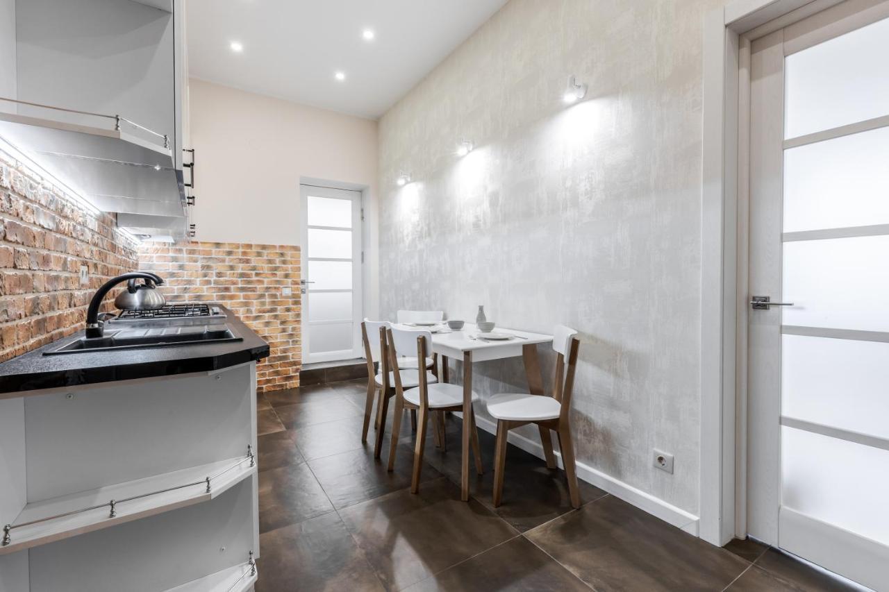 Inshiapartments On Grigorenko'S Square リヴィウ エクステリア 写真